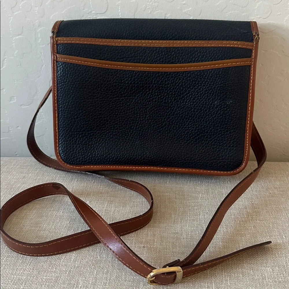 Dooney & Bourke Vintage Leather Shoulder Bag - Picture 9 of 13